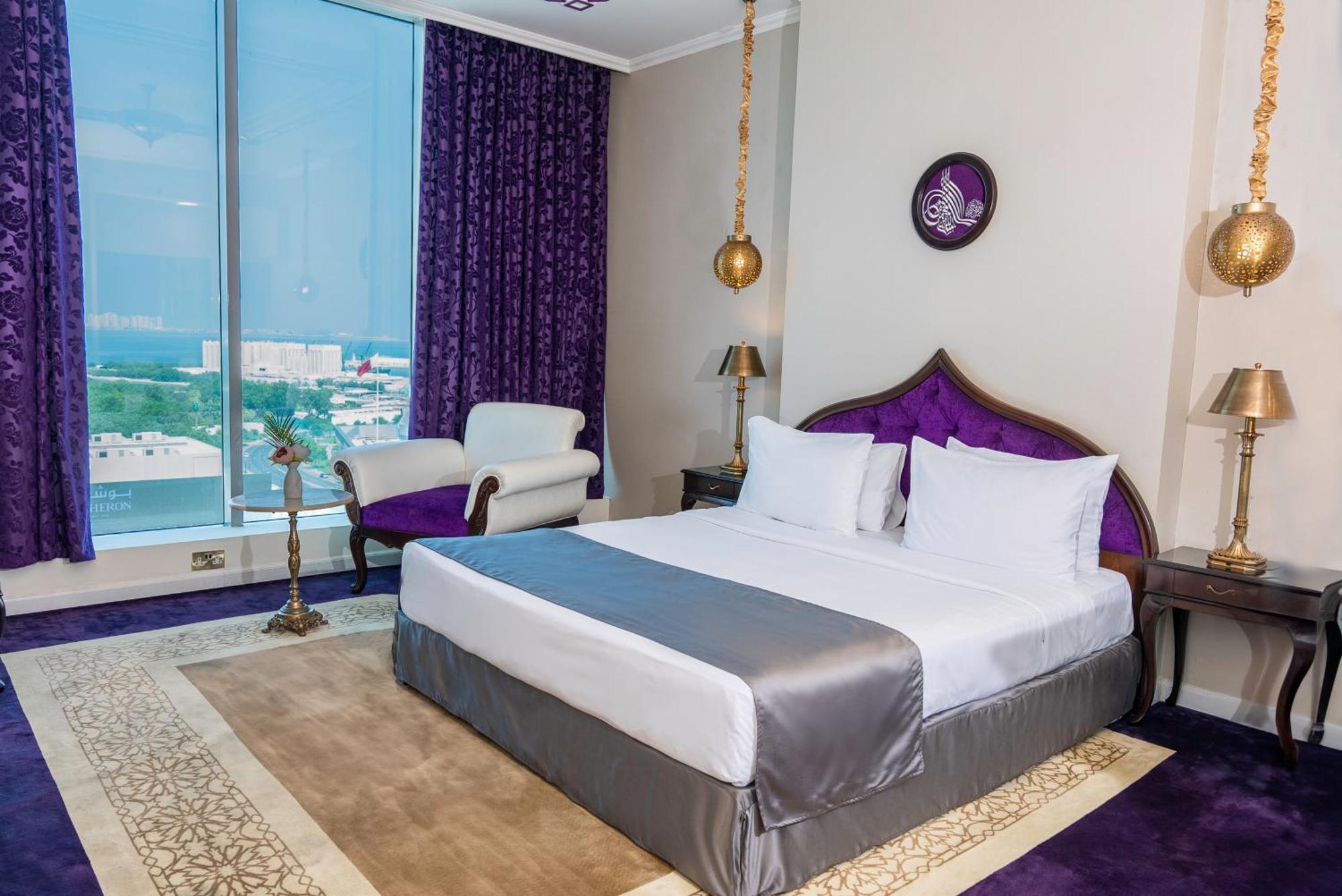 Saraya Corniche Hotel Doha Extérieur photo